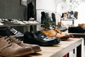 Die Ringschuh möchte herausfinden, wo dem Schuhhandel der Schuh drückt.