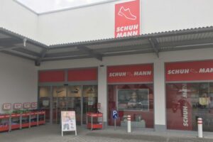 Wird geschlossen: Schuh-Mann-Filiale in Altensteig.