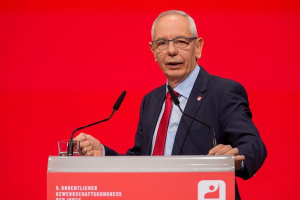 IGBCE-Vorsitzender Michael Vassiliadis auf dem Gewerkschaftskongress in Hannover