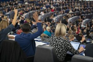 Das EU-Parlament hat mit großer Mehrheit für die Verschiebung der EUDR gestimmt.