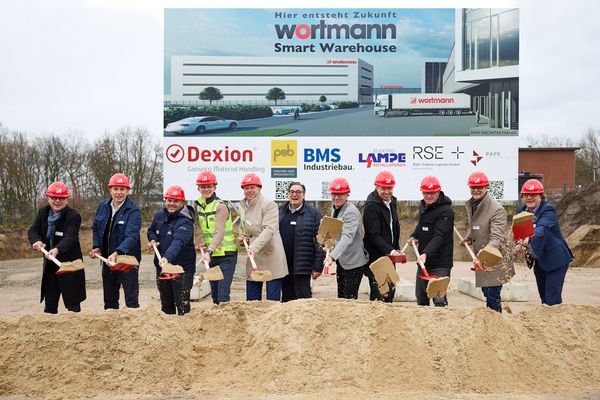Erster Spatenstich in Detmold