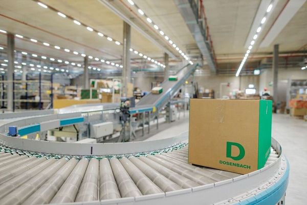 Exotec erneuert die Intralogistik bei der Deichmann-Tochter Dosenbach-Ochsner. (Foto: Exotec)