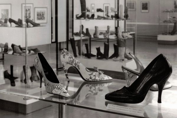 Schuh-Ausstellung im Deutschen Ledermuseum in den 1960er Jahren