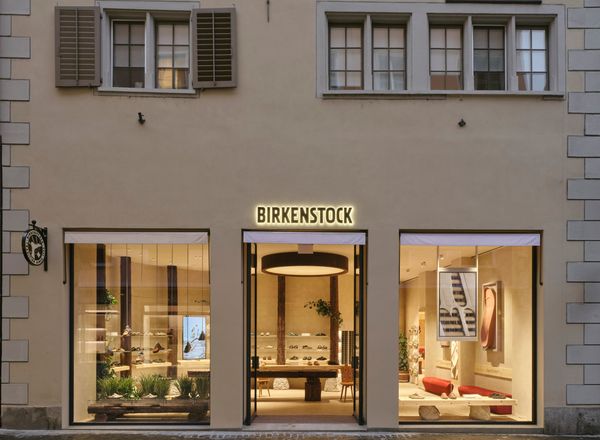 Der neue Birkenstock-Laden befindet sich an der Storchengasse.
