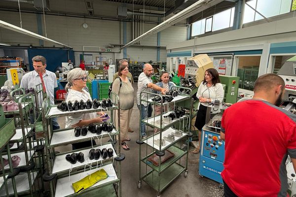 GMS-Fachhändler besichtigten den Kinderschuhhersteller Ricosta.