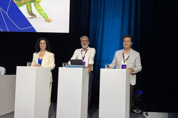 Die ANWR-Vorstände Martina Novotny, Frank Schuffelen und Tobias Eichmeier berichteten über das abgelaufene Geschäftsjahr.