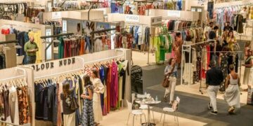 Blick in die Messehalle