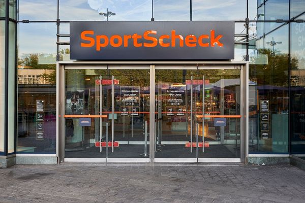 Eingangsbereich der im vergangenen Jahr eröffneten SportScheck-Filiale in Dortmund