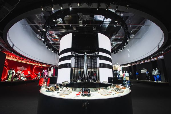 Adidas stärkt mit lokalen Strukturen in China seine „Local for Local“-Strategie.