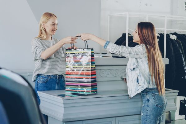 Im hessischen Einzelhandel haben sich Arbeitgeber und Gewerkschaft ver.di auf einen neuen Tarifabschluss verständigt. (Foto: Pexels)