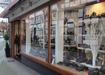 Nach 107 Jahren schließt das Schuhhaus Monkenbusch.