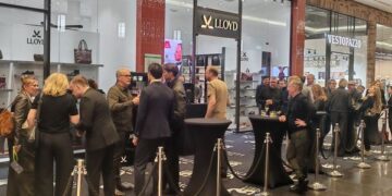 Mit einem Opening Cocktail wurde der Lloyd Store eröffnet.