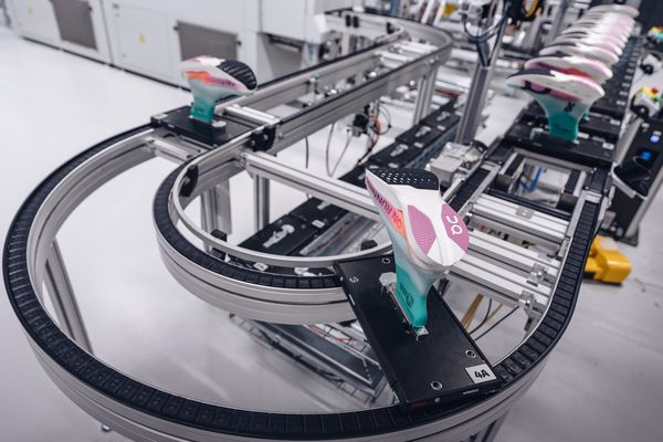 Roboter-gesteuerte Produktion im neuen On-Werk