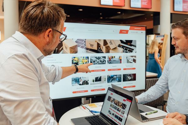 Auf der SABU-Messe im August konnten SABU-Mitglieder die Plattform als Soft-Launch kennenlernen.