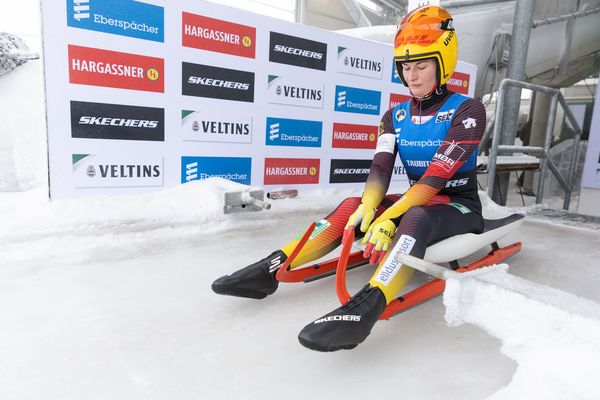 Rodel Weltmeisterin Julia Taubitz (GER) mit Skechers Rodelschuhen
