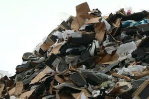 Die geschredderten Sneaker