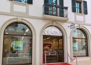 Der neue Clarks-Store im Santangelo Outlet Village