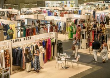 Blick in die Messehalle