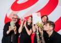 Das Qnuffs-Team freut sich über die Auszeichnung.