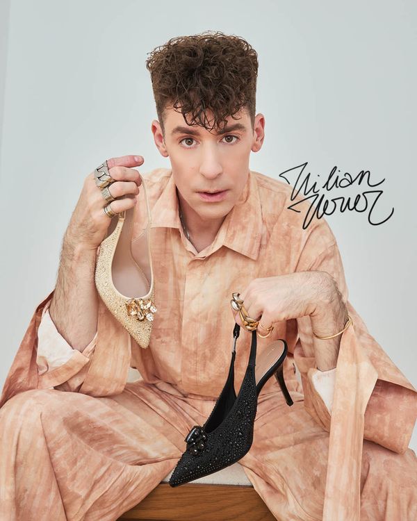 Designer Kilian Kerner mit Tamaris-Schuh