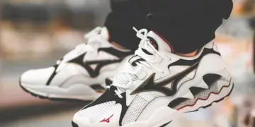 Mizuno Wave Rider