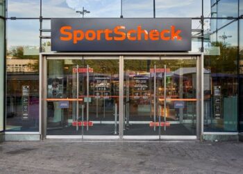 Eingangsbereich der im vergangenen Jahr eröffneten SportScheck-Filiale in Dortmund