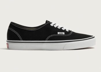 Diesen Vans-Sneaker kann man auf der Zara-Website kaufen.